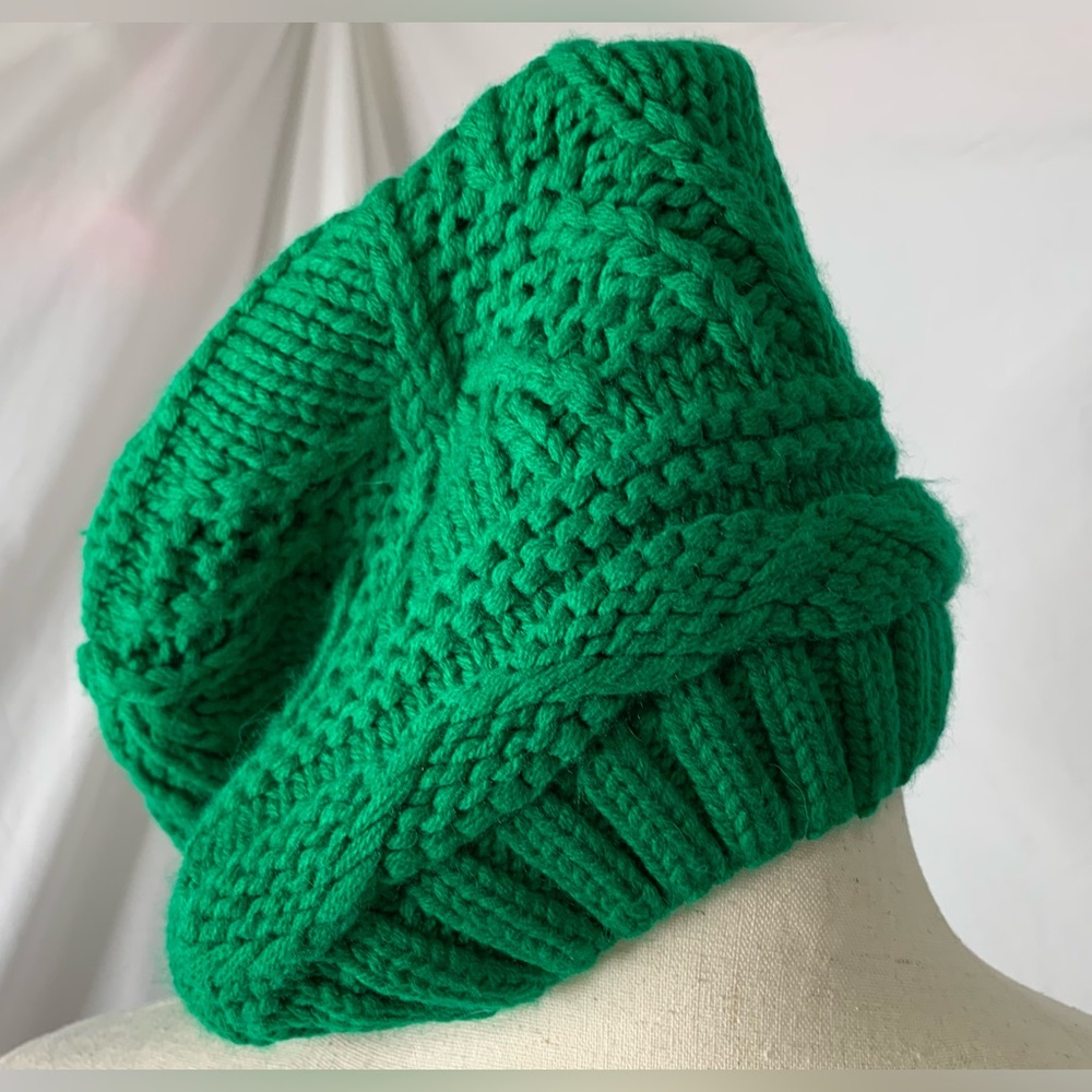 3/$10 Handmade Green Knit Winter Slouch Hat UNISEX